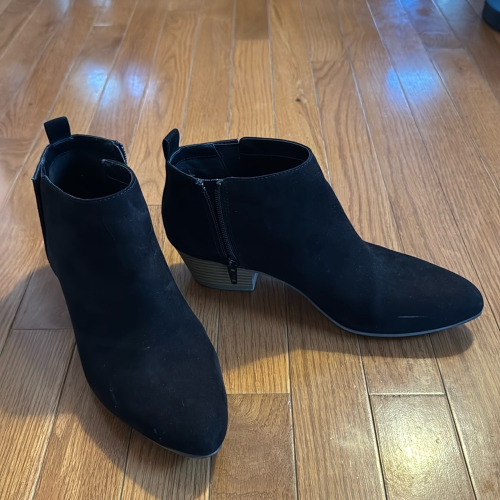 Old Navy booties